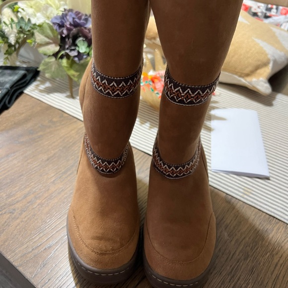 Ugg boots size 8